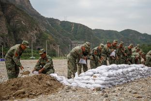 跟队：皇马认为凯帕本周西甲不太可能出场，但凯帕努力想出场